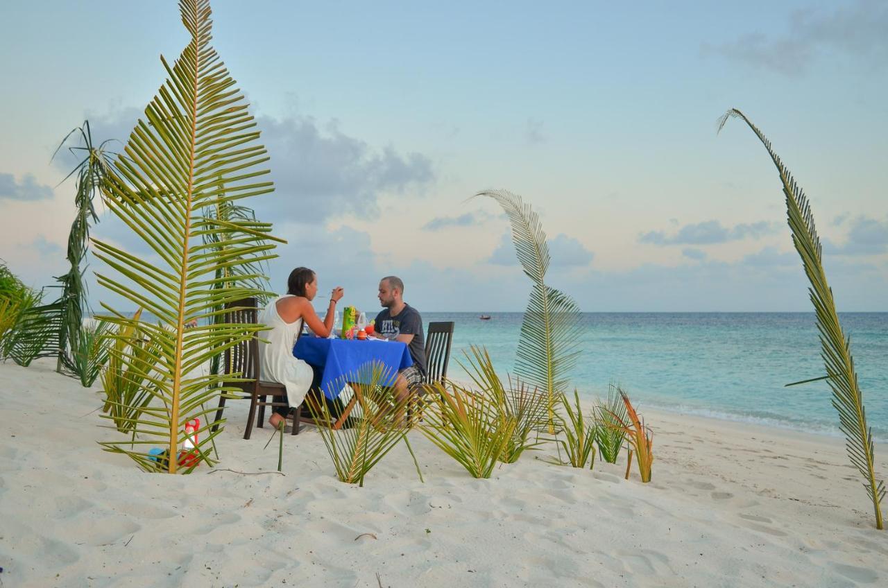 Ukulhas Beach Inn Exterior photo