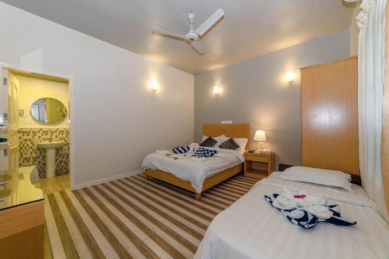 Ukulhas Beach Inn Exterior photo