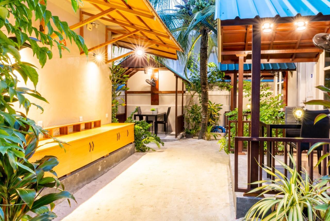 Ukulhas Beach Inn Exterior photo